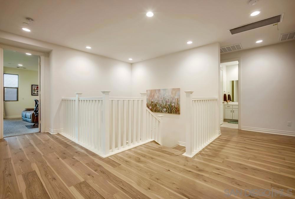 35828 Blue Breton Dr