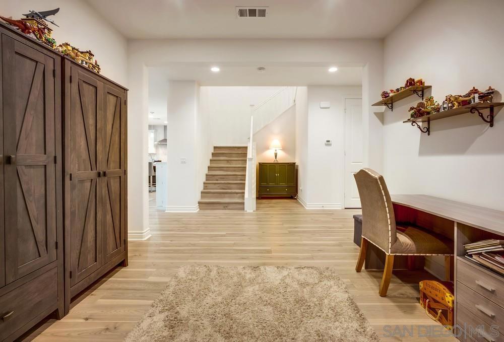 35828 Blue Breton Dr