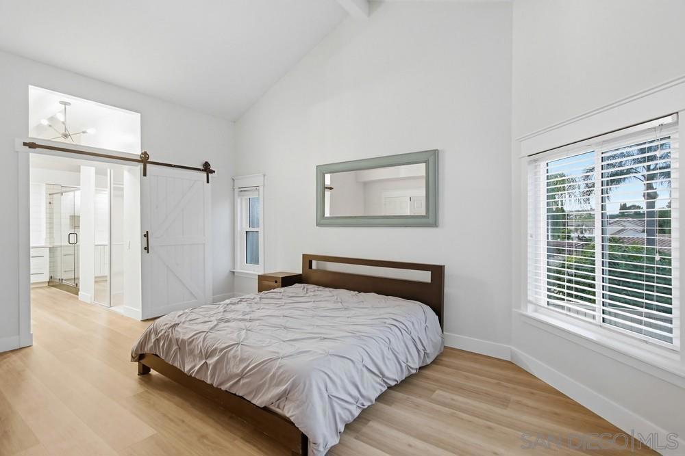 9864 Saskatchewan Ave