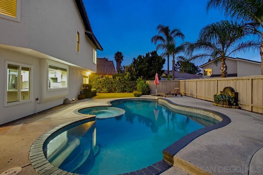 9864 Saskatchewan Ave