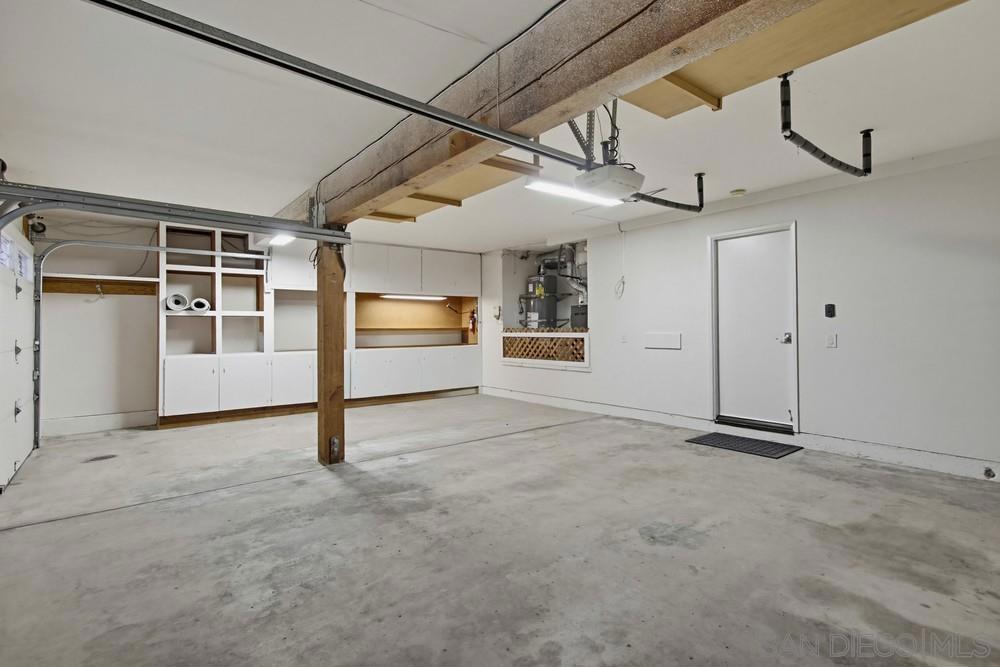 9864 Saskatchewan Ave