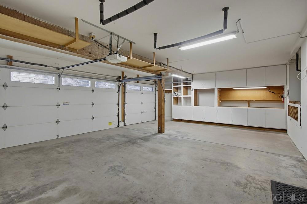 9864 Saskatchewan Ave