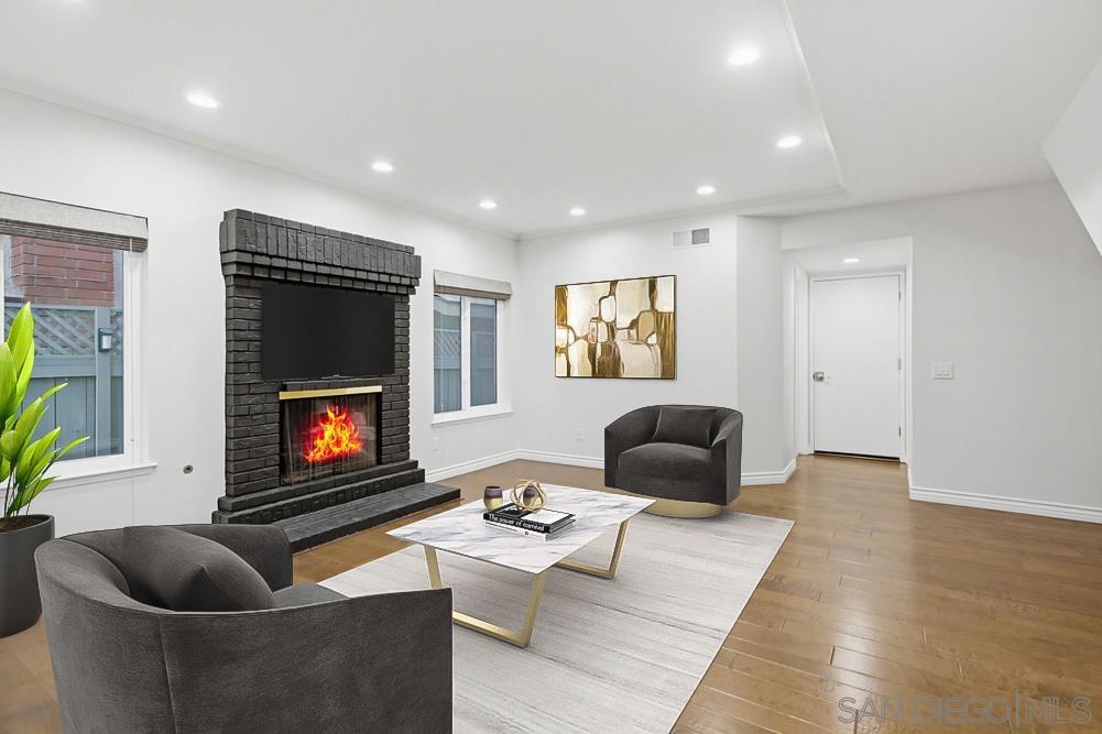 9864 Saskatchewan Ave