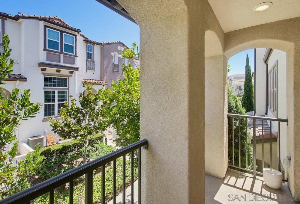 4366 Pacifica Way 3