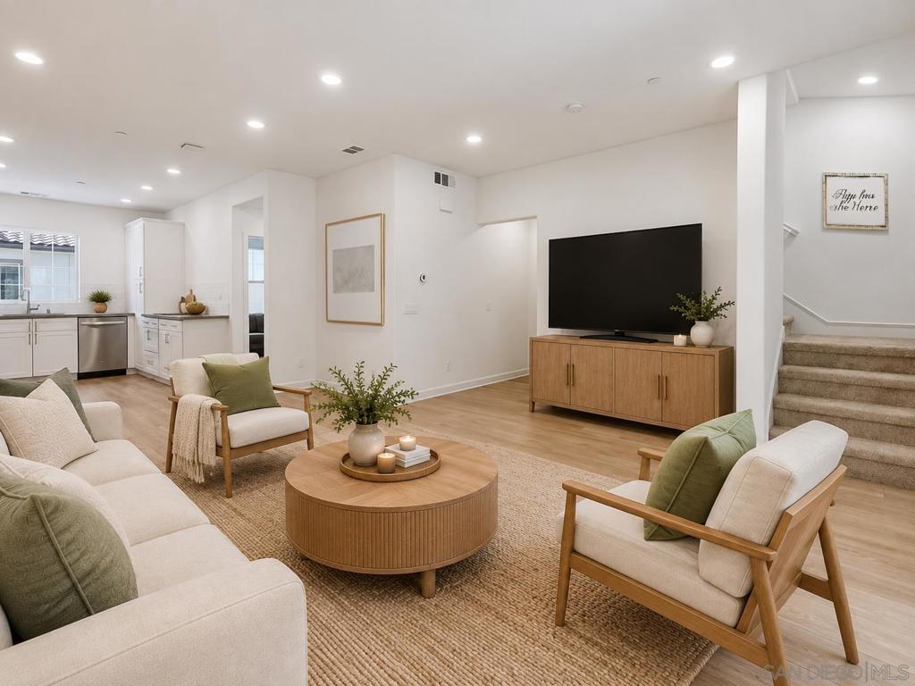 4366 Pacifica Way 3
