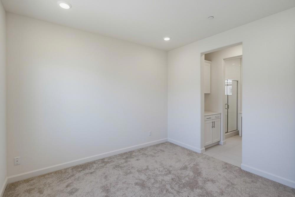4366 Pacifica Way 3