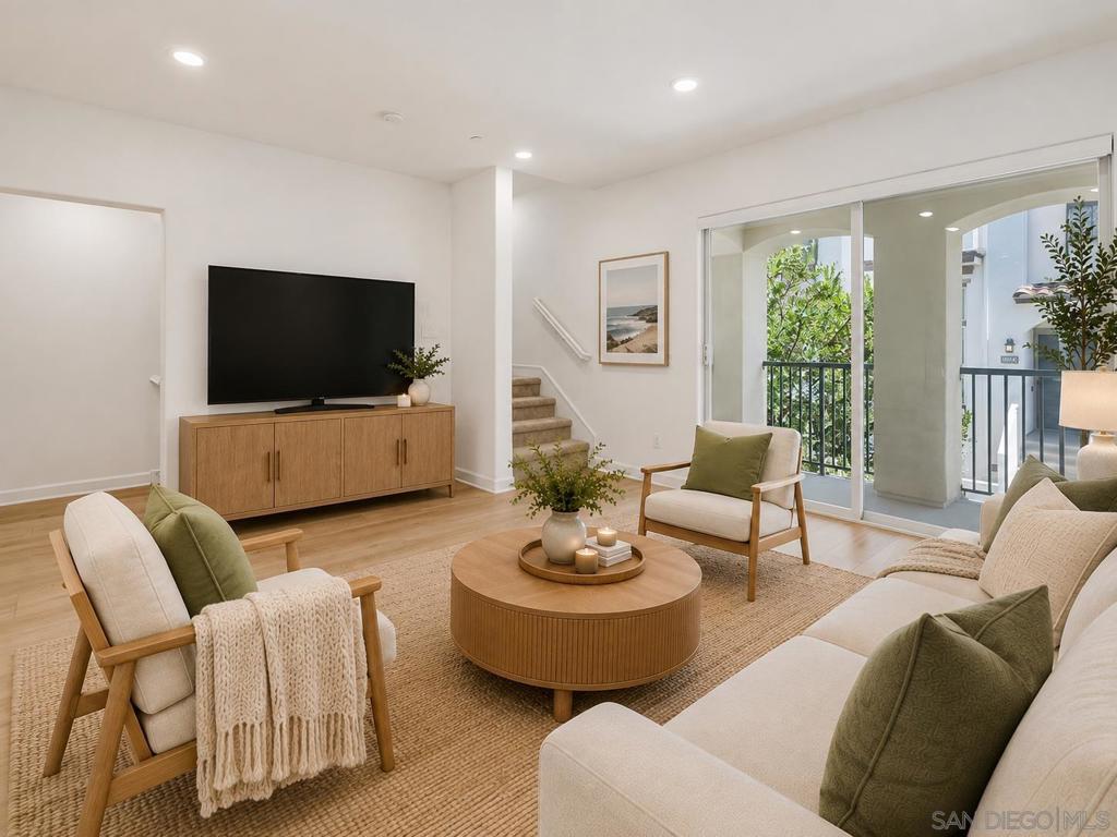 4366 Pacifica Way 3
