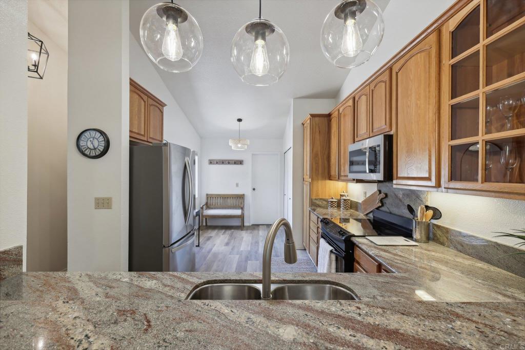 12761 Camino De La Breccia 83