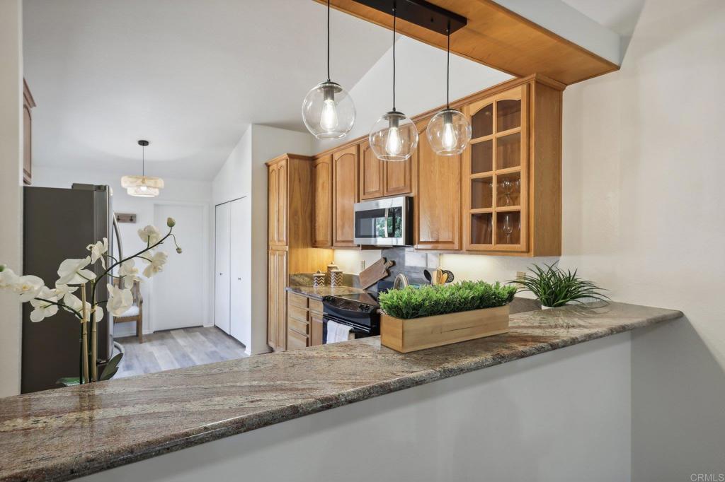 12761 Camino De La Breccia 83