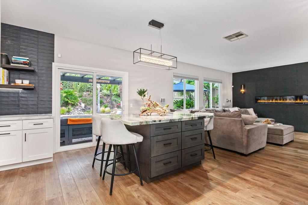 780 Camino Magnifico