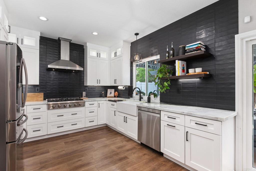 780 Camino Magnifico