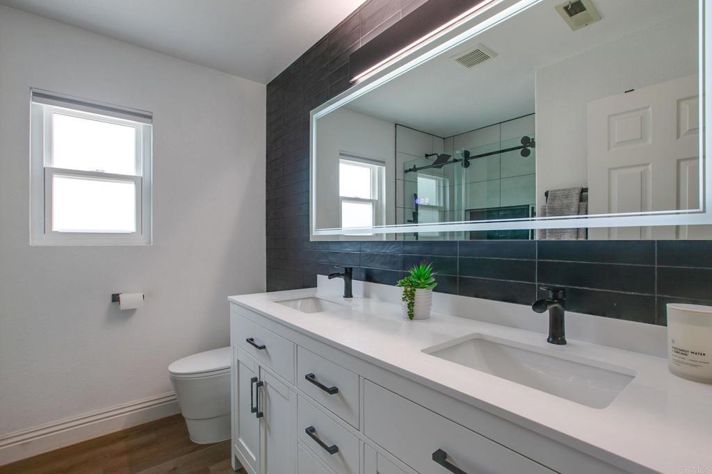 780 Camino Magnifico