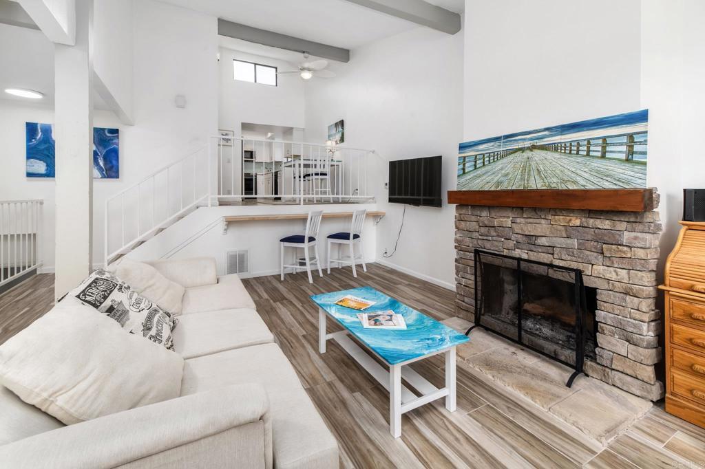 7335 Alicante Road C