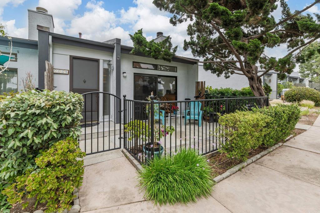 7335 Alicante Road C