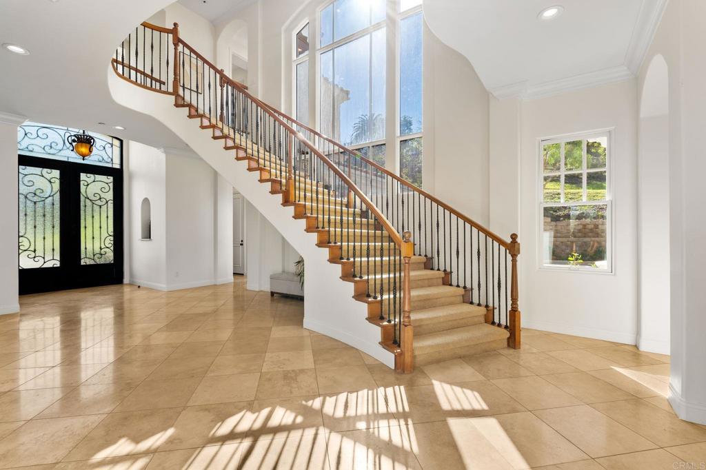 3376 Calle Tres Vistas