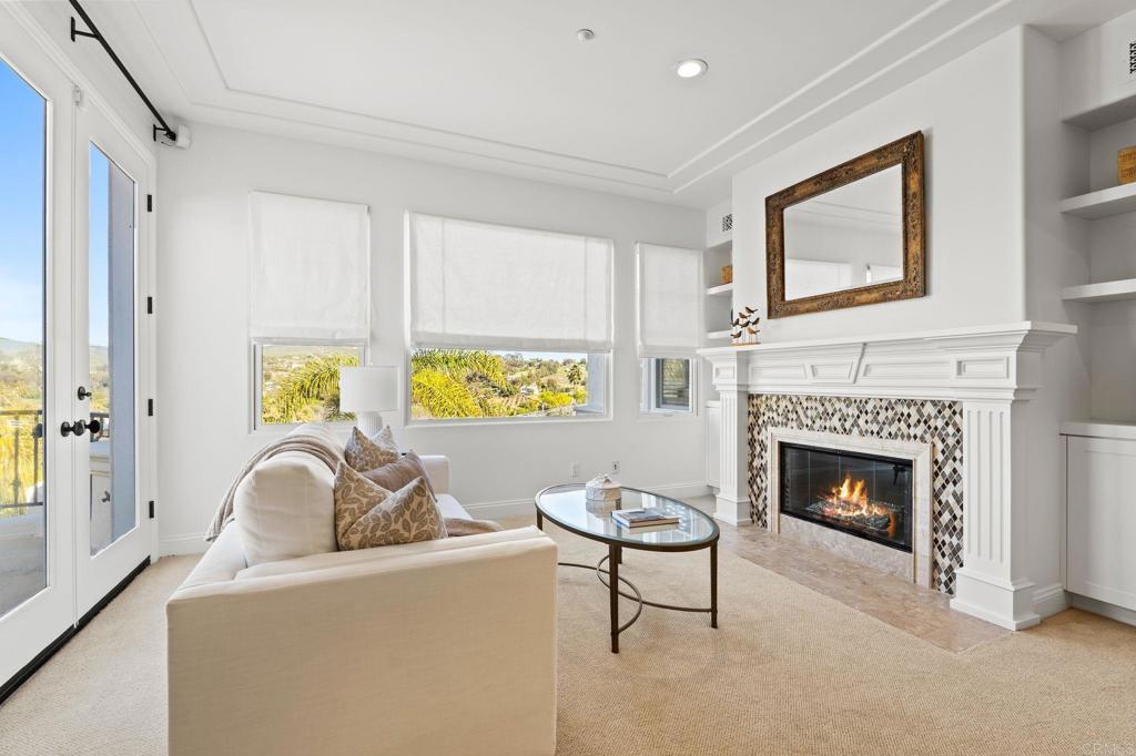 3376 Calle Tres Vistas