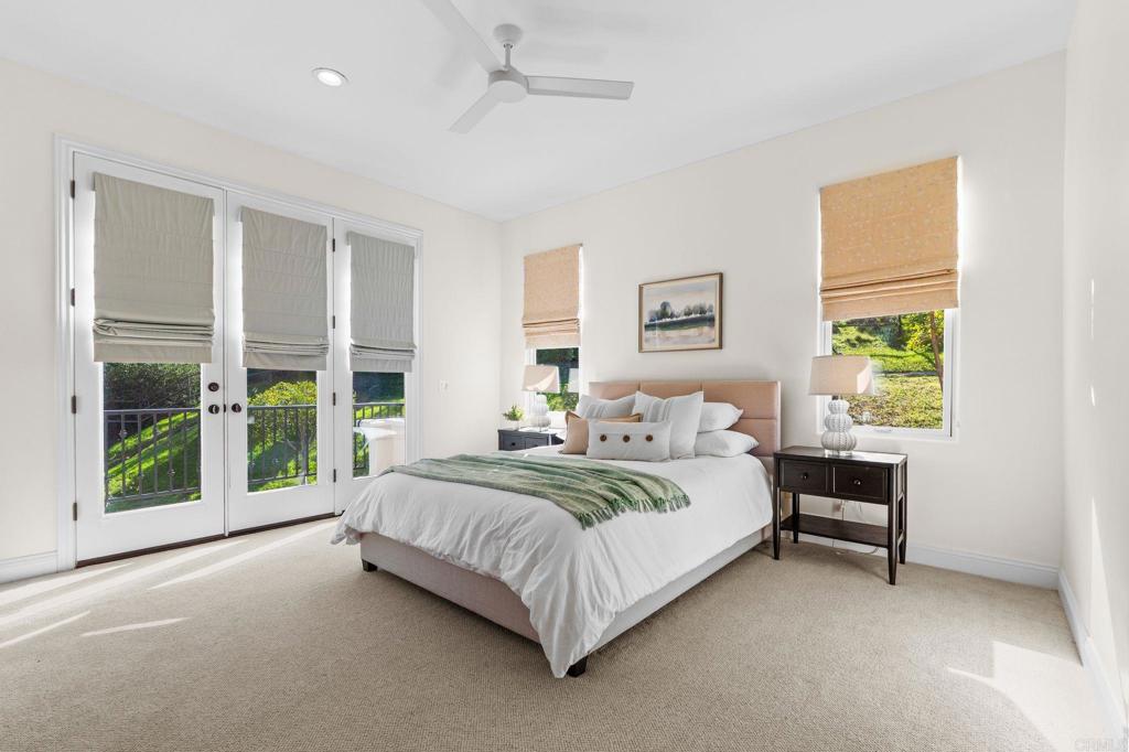 3376 Calle Tres Vistas