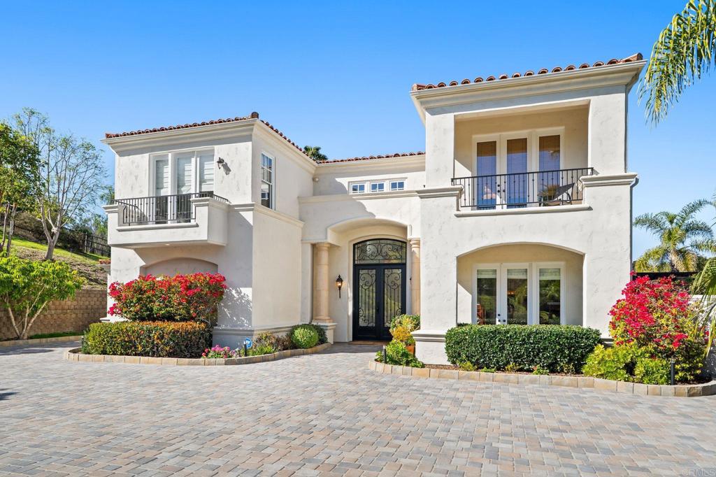 3376 Calle Tres Vistas