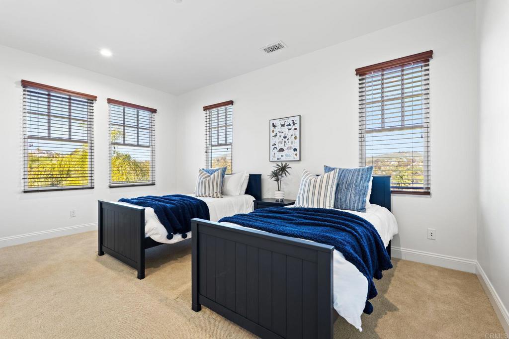 3376 Calle Tres Vistas