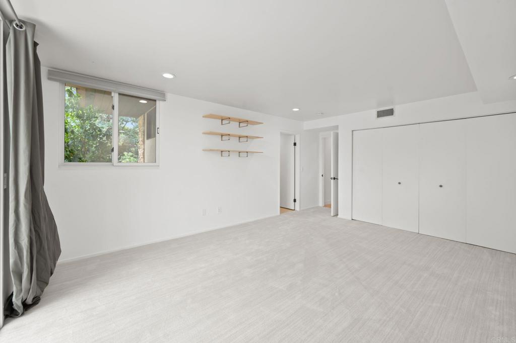 280 Torrey Pines Terrace