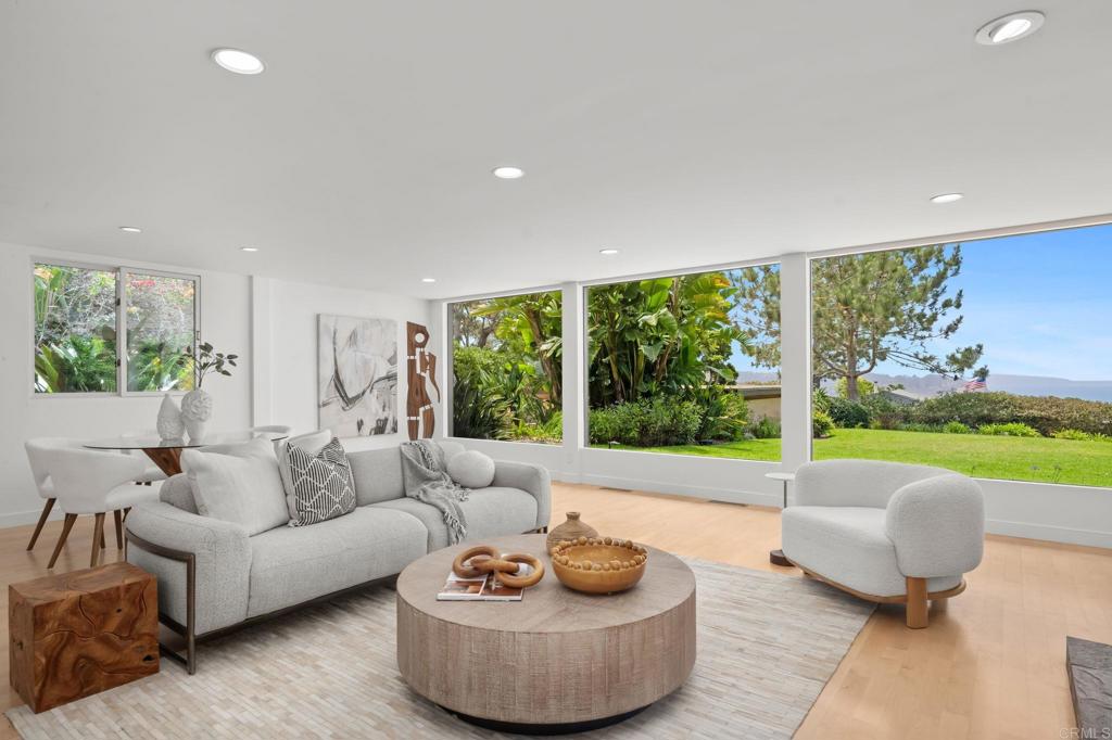 280 Torrey Pines Terrace