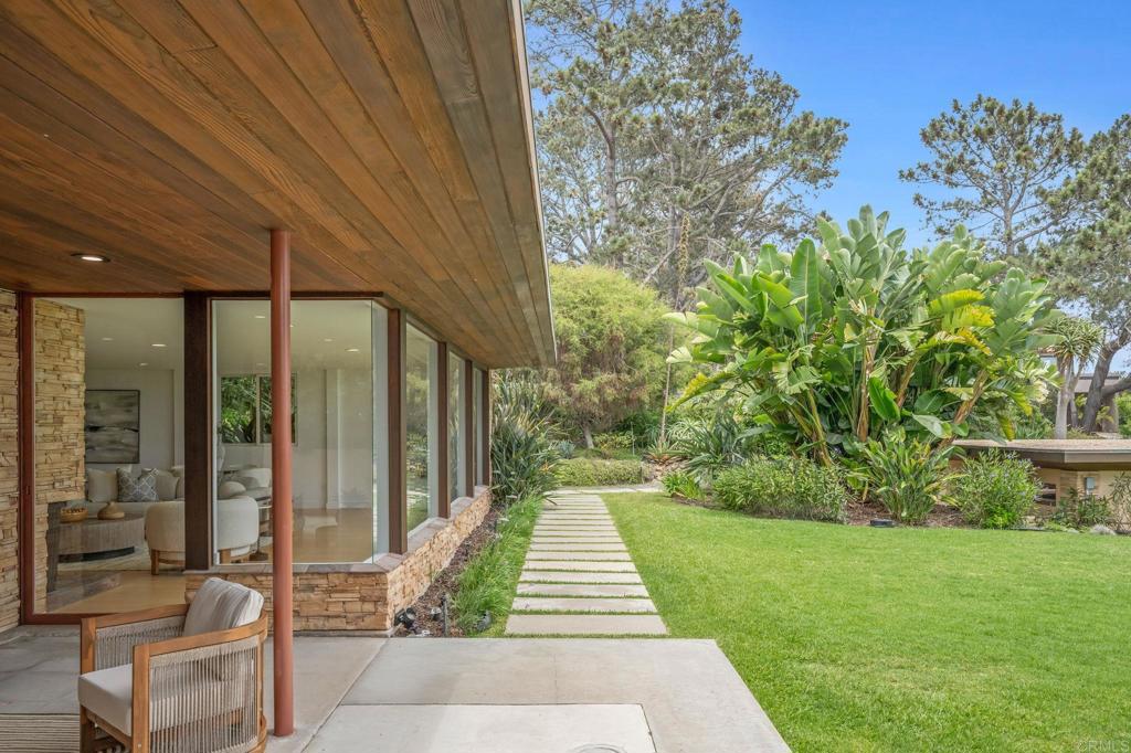 280 Torrey Pines Terrace