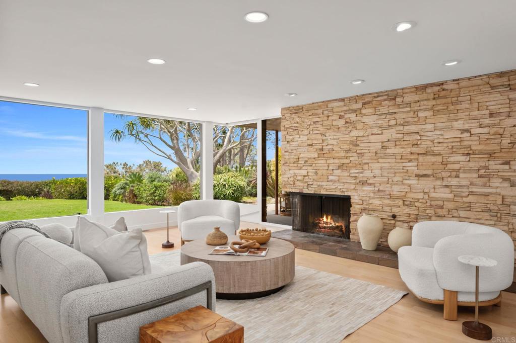 280 Torrey Pines Terrace