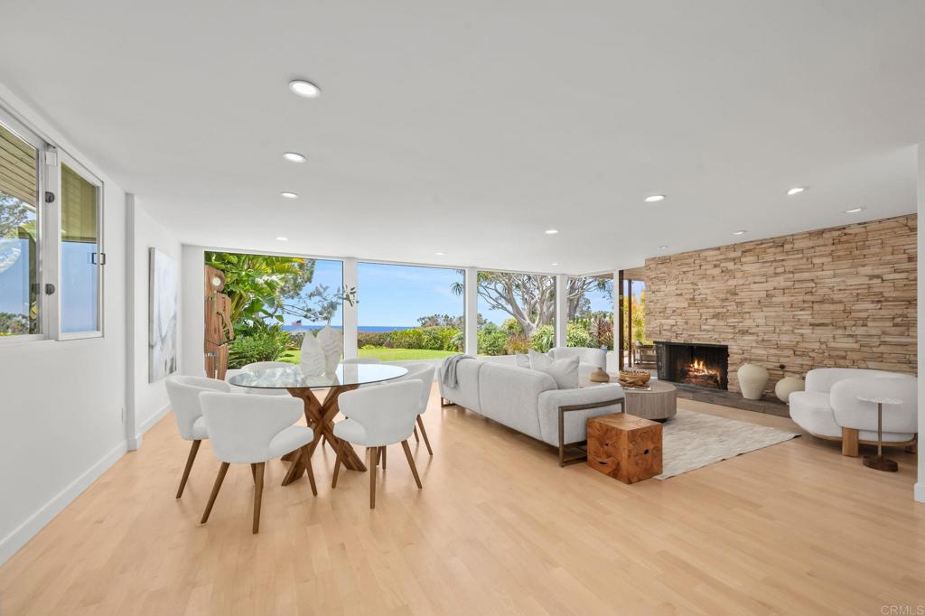 280 Torrey Pines Terrace