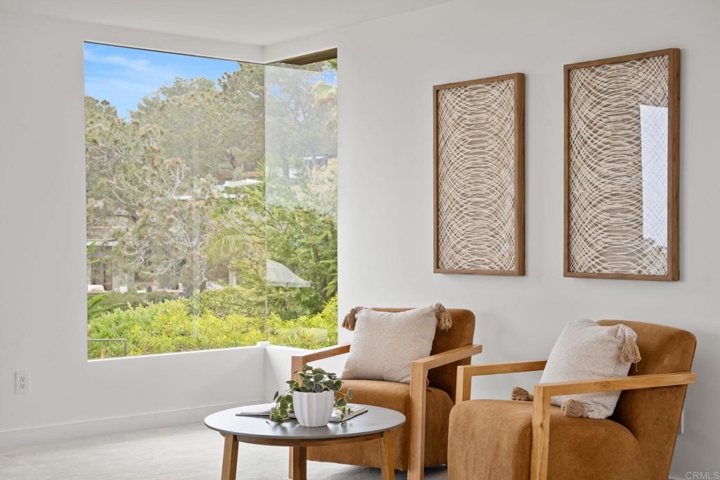 280 Torrey Pines Terrace
