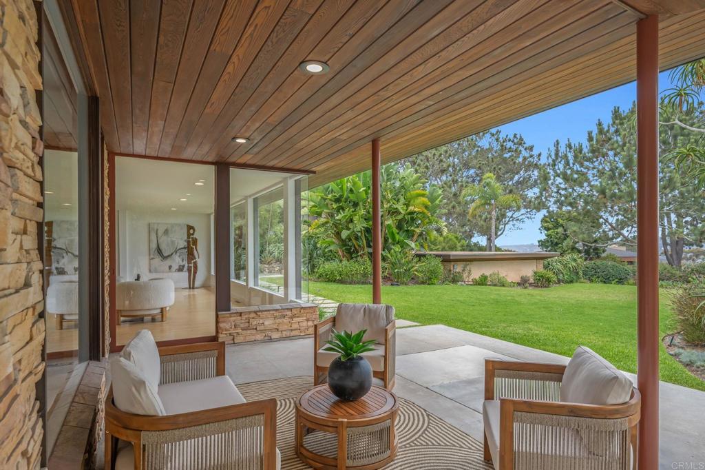 280 Torrey Pines Terrace