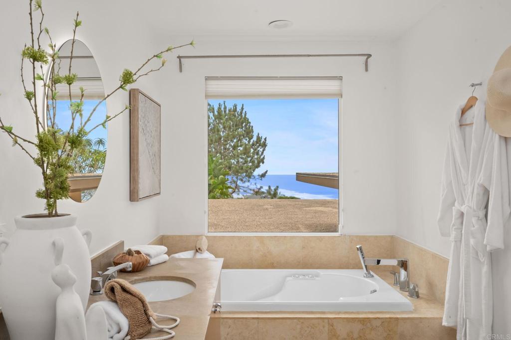280 Torrey Pines Terrace