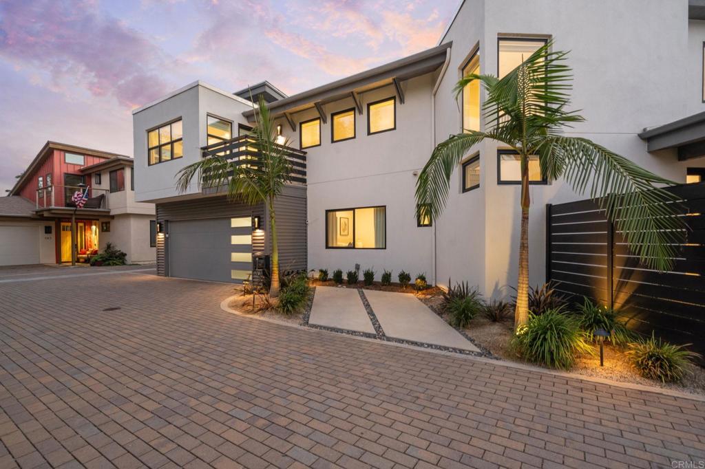 141 W Leucadia Blvd