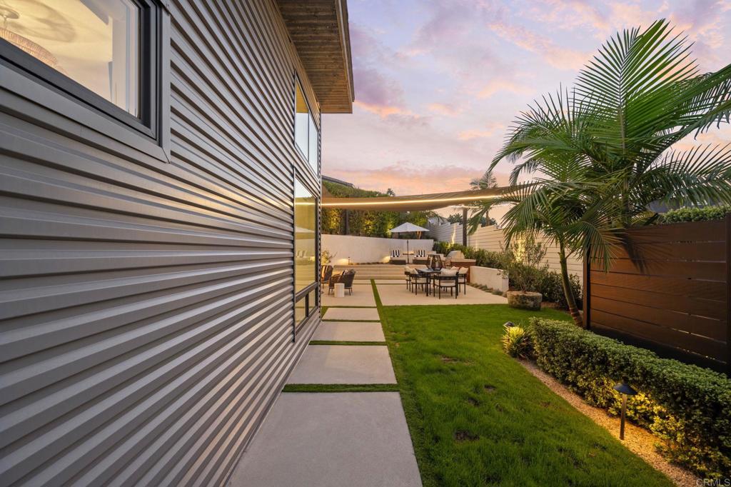 141 W Leucadia Blvd