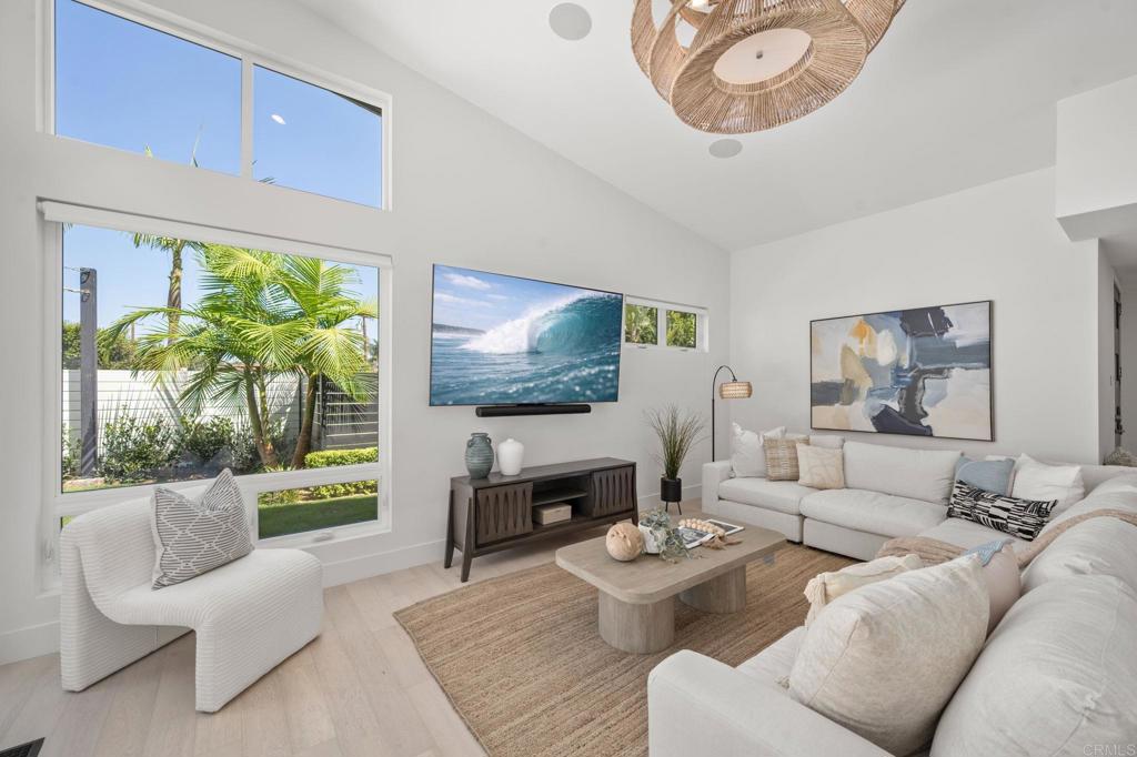 141 W Leucadia Blvd