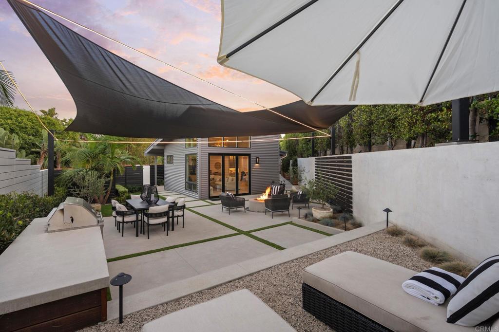 141 W Leucadia Blvd
