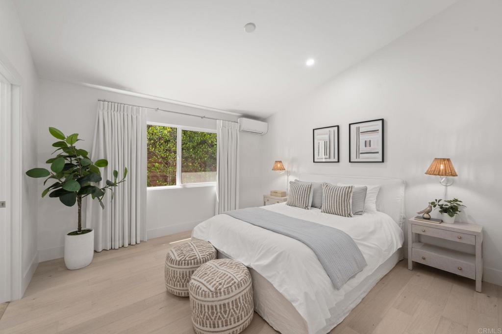 141 W Leucadia Blvd