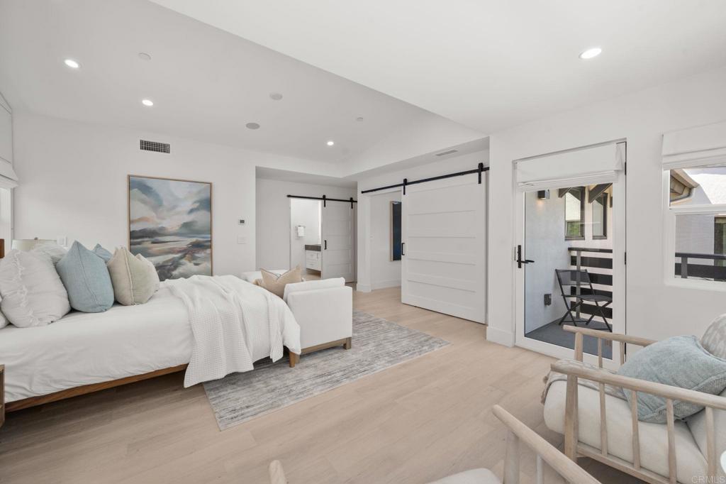 141 W Leucadia Blvd