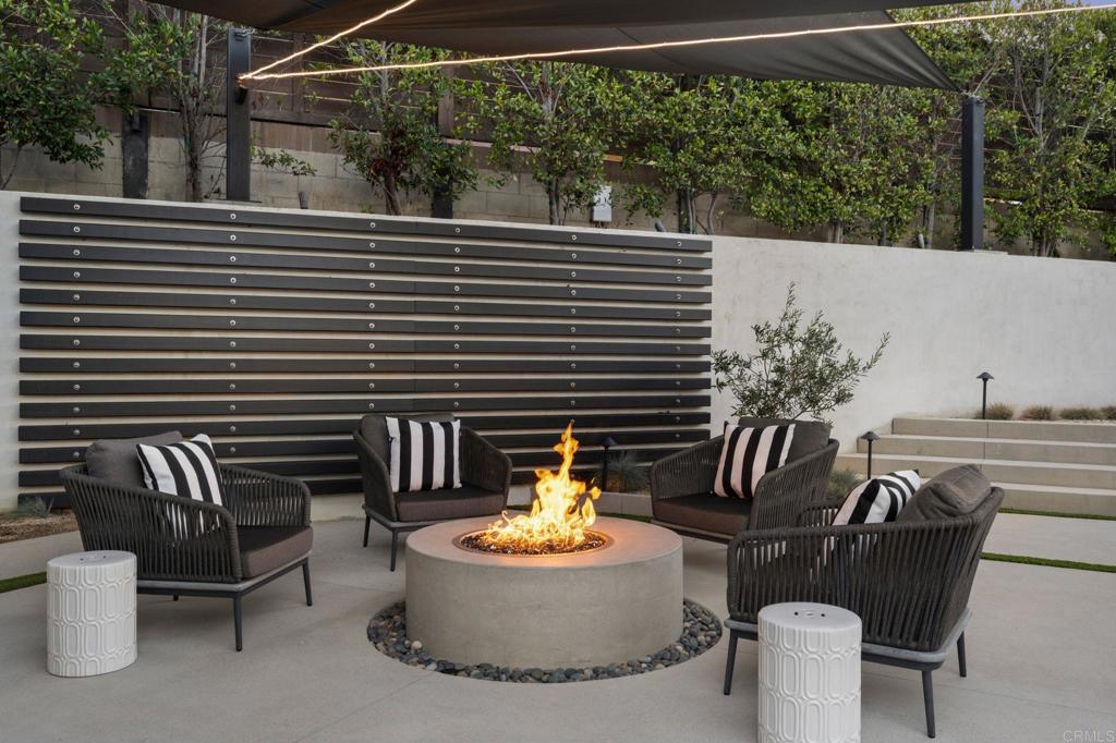 141 W Leucadia Blvd