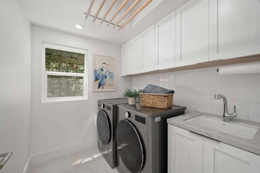 141 W Leucadia Blvd