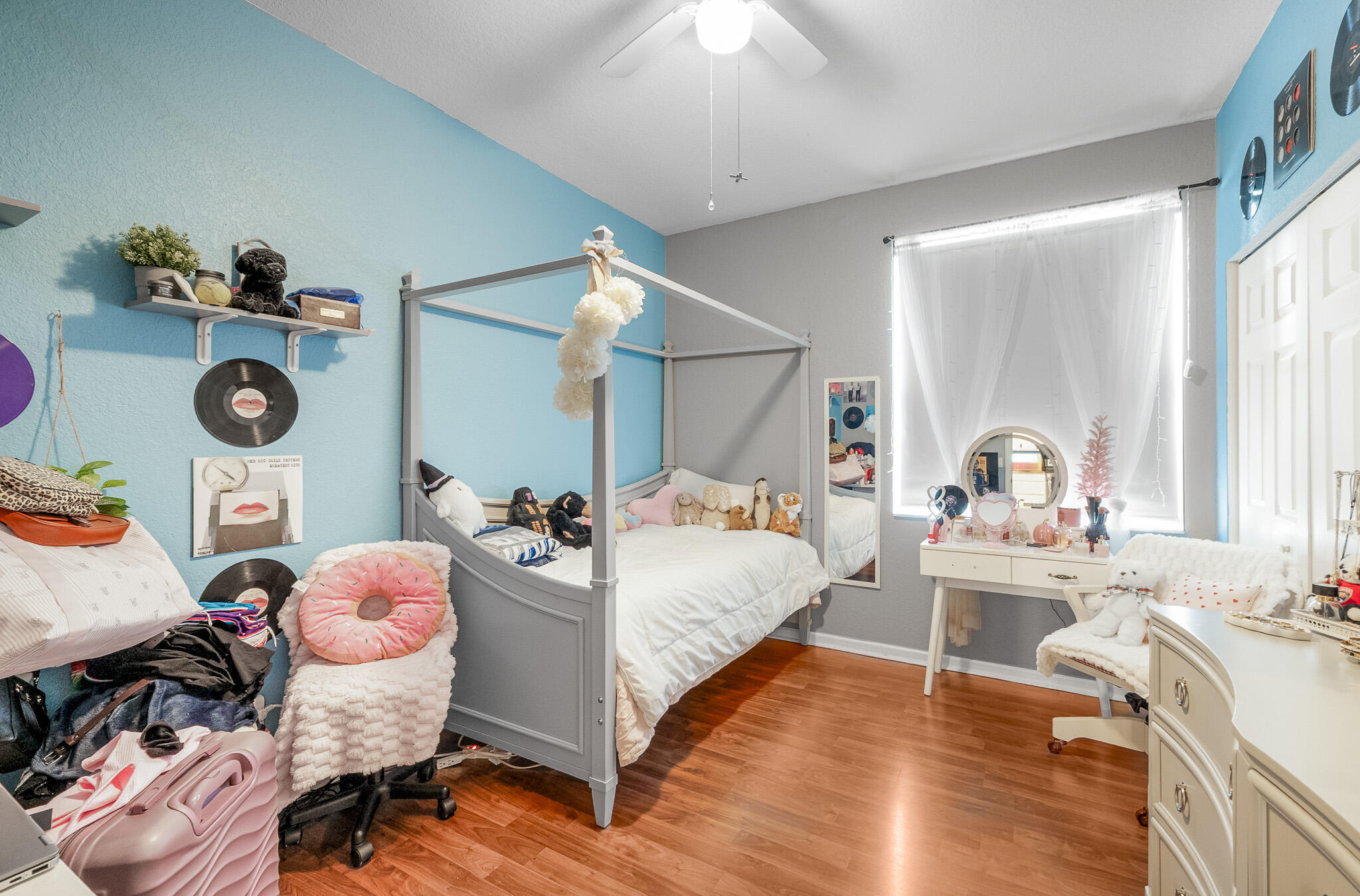 9262 Silver Glen Way