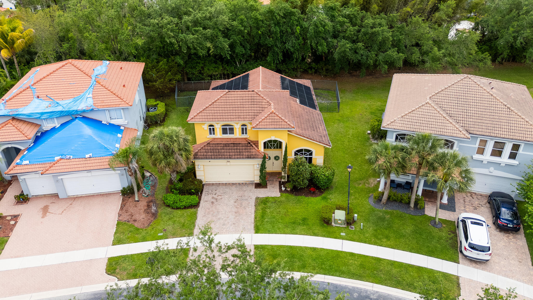 9262 Silver Glen Way