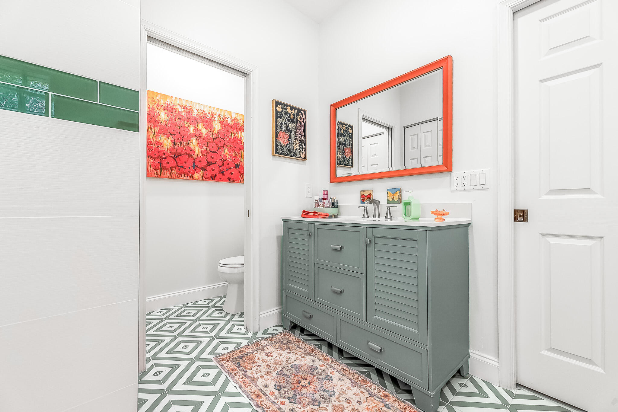 9262 Silver Glen Way