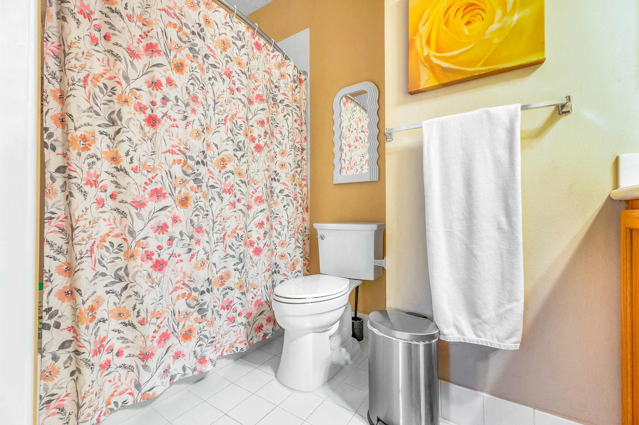 9262 Silver Glen Way