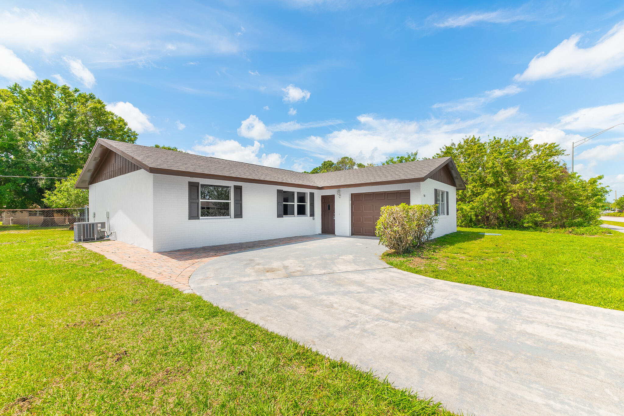 550 SW Prima Vista Boulevard, Port St. Lucie