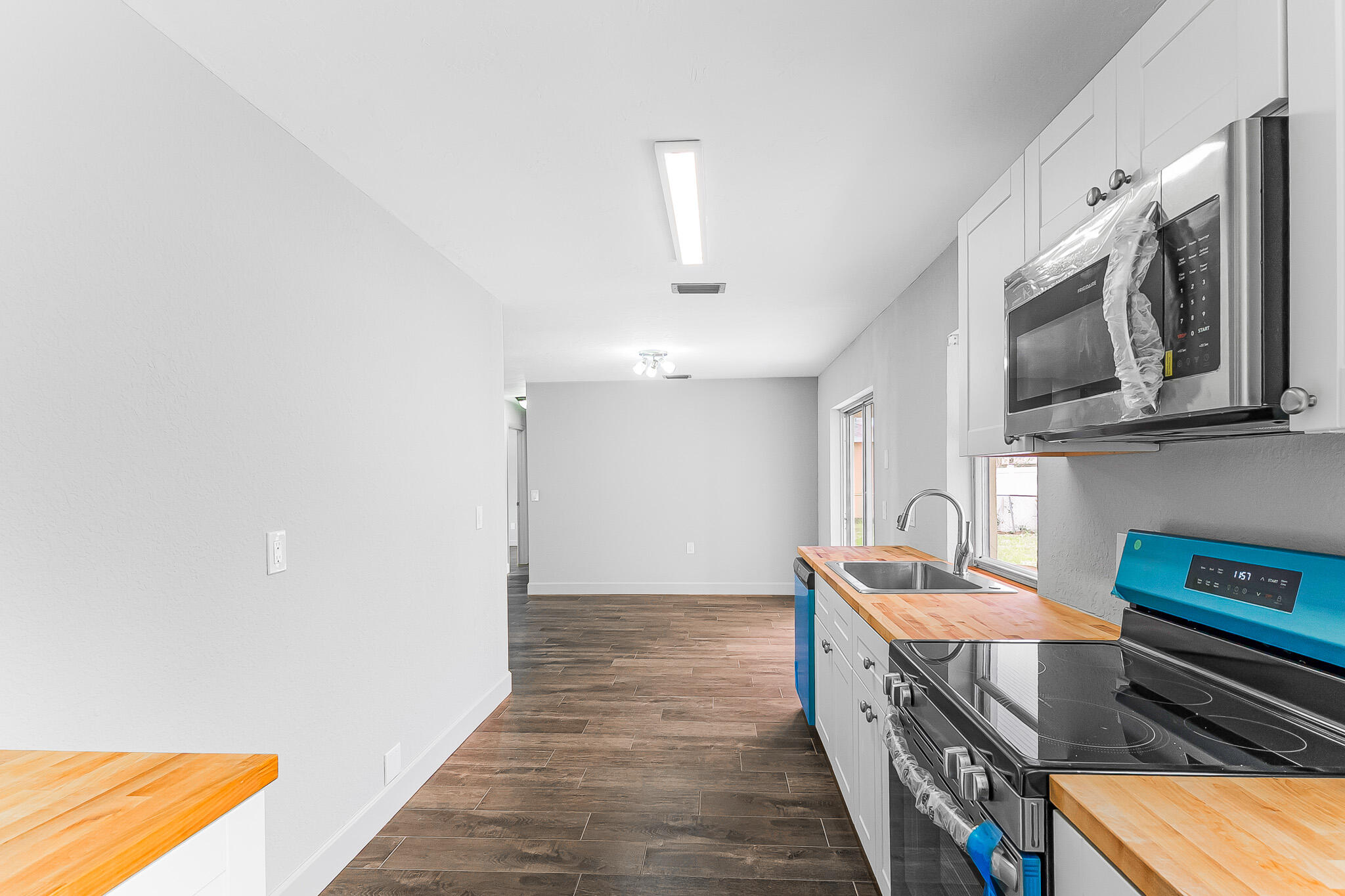 550 SW Prima Vista Boulevard, Port St. Lucie