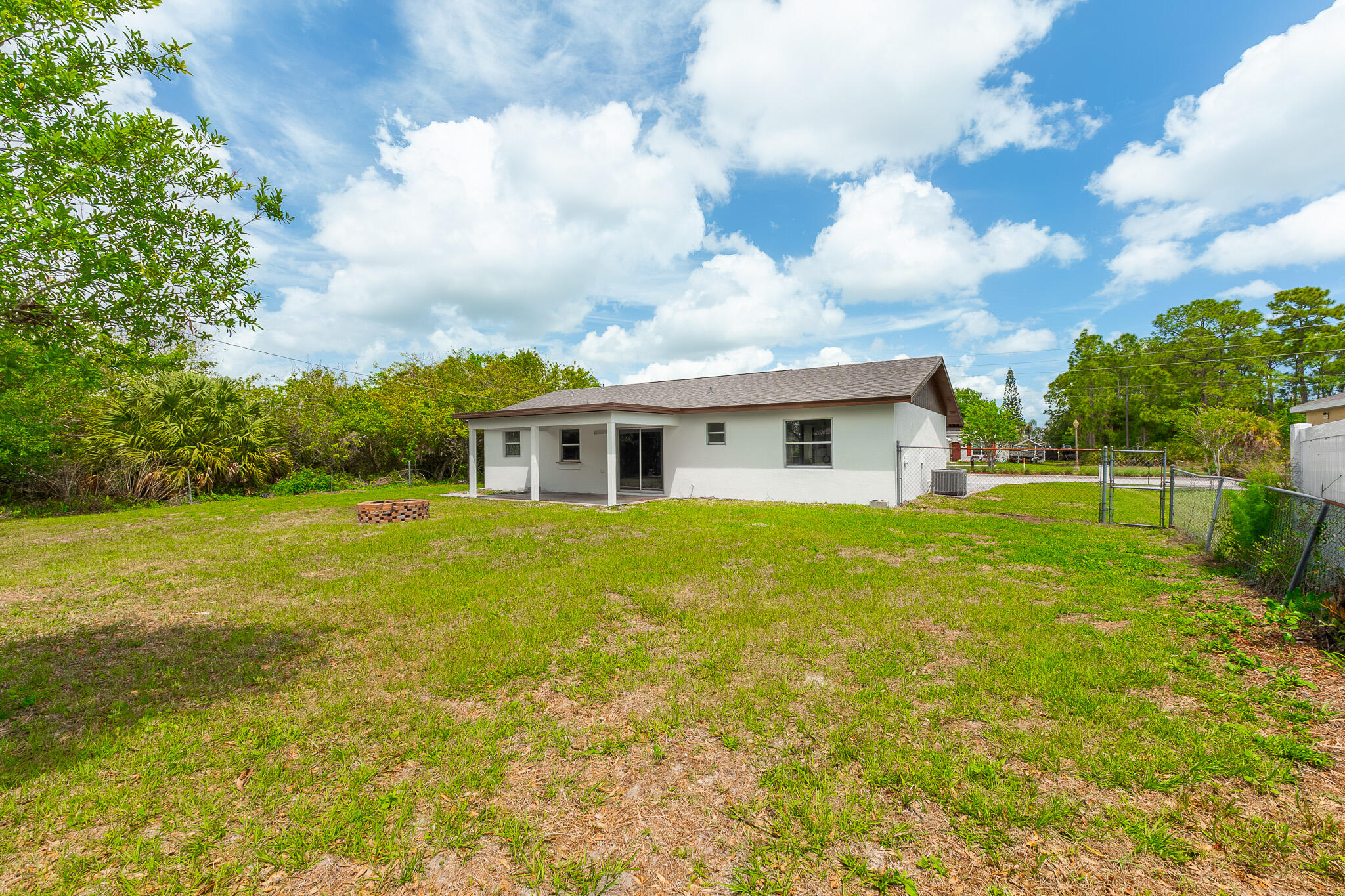 550 SW Prima Vista Boulevard, Port St. Lucie
