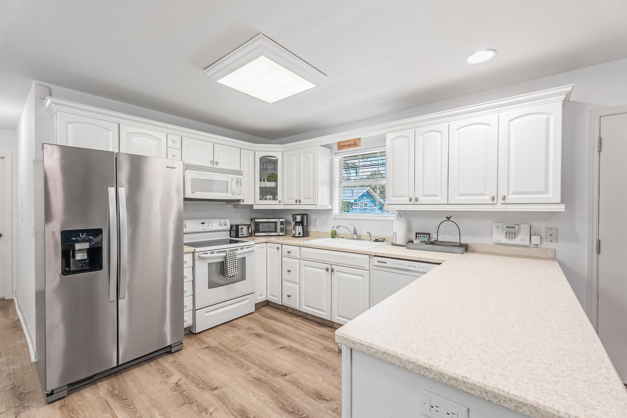 1616 SW 20th St Street SW