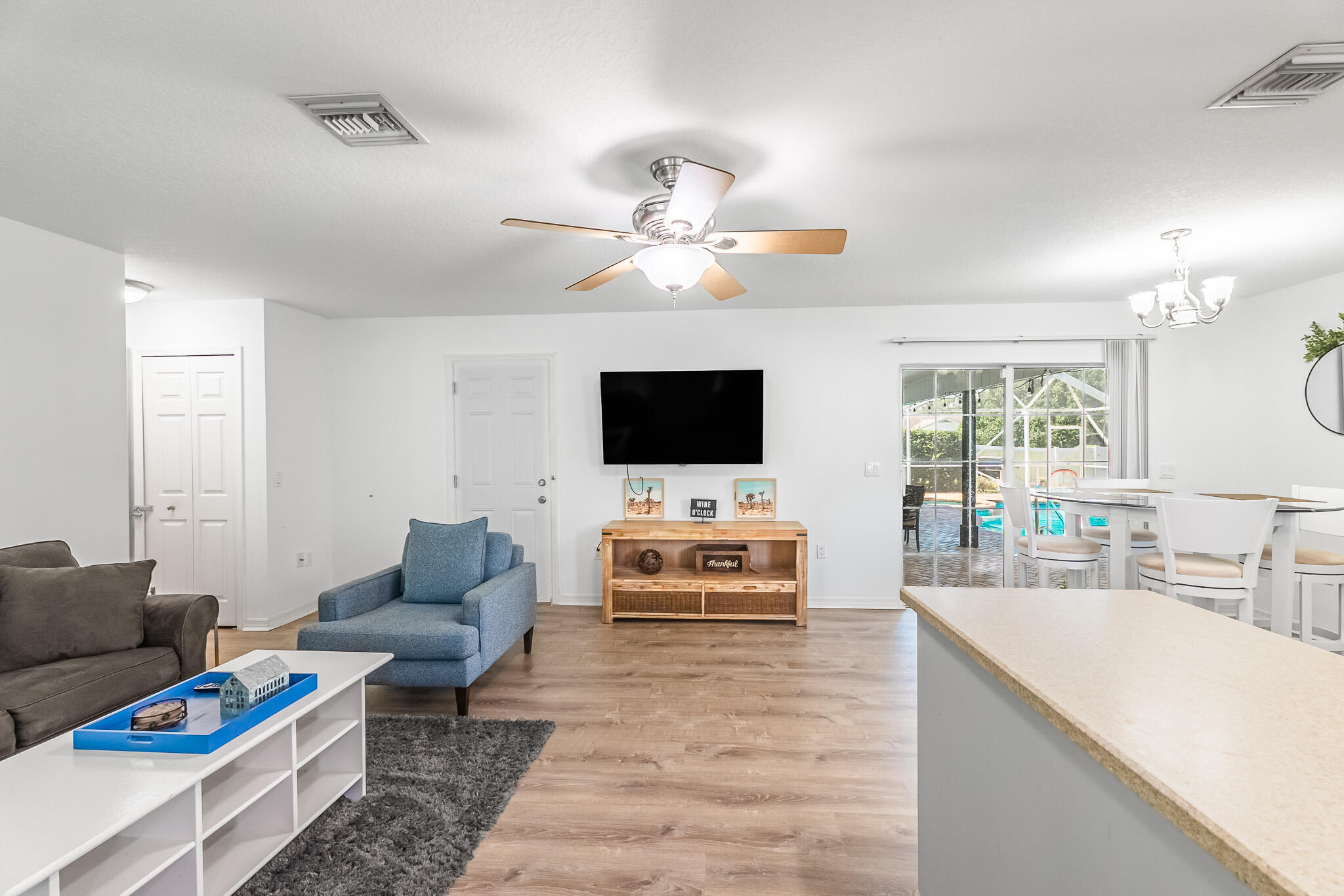 1616 SW 20th St Street SW
