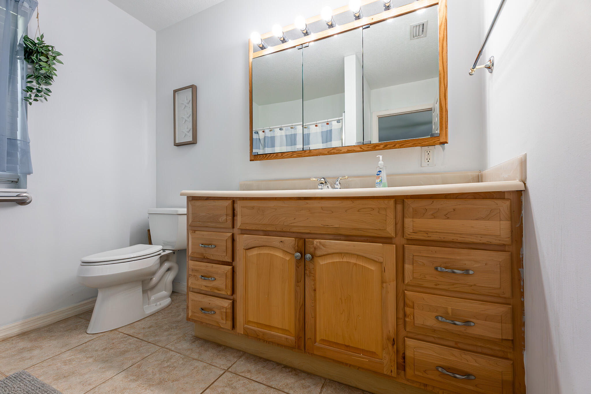 1616 SW 20th St Street SW