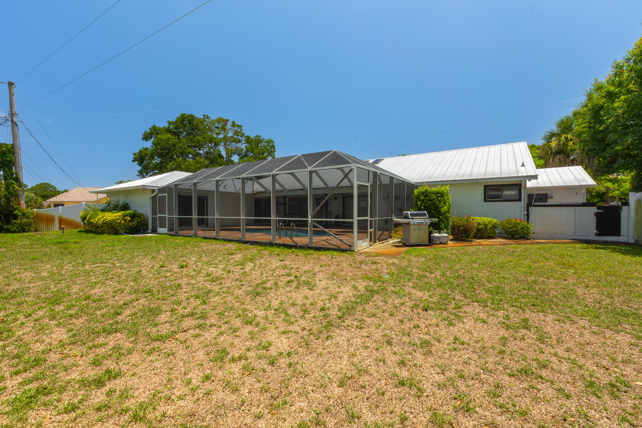 1616 SW 20th St Street SW